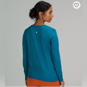 Lululemon Swiftly Breathe Relaxed-Fit Long Sleeve
Shirt teal size 12